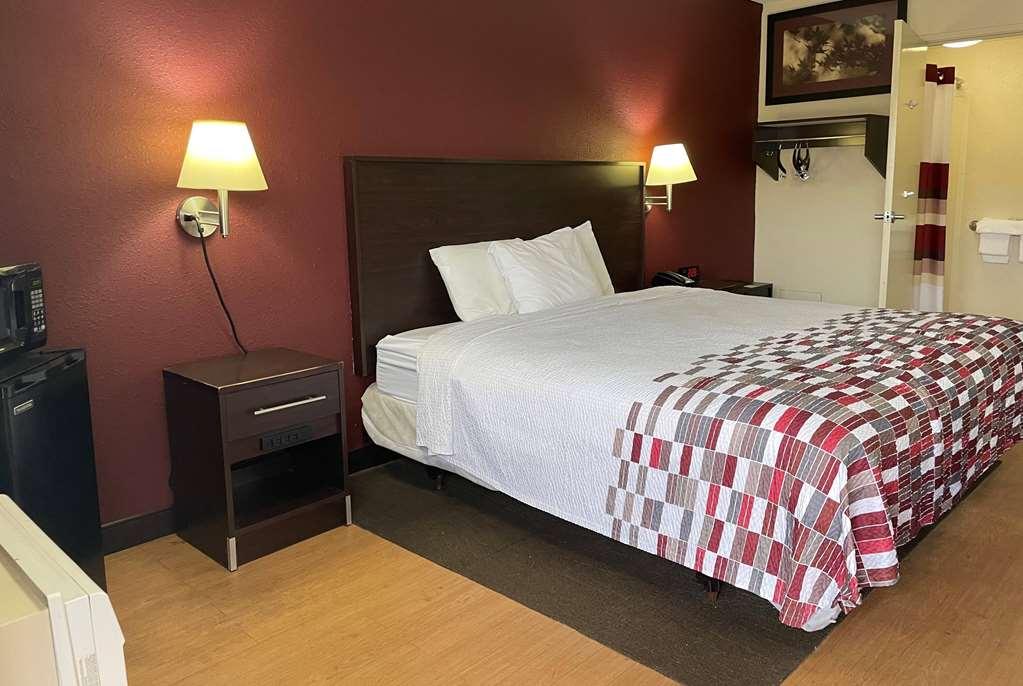 Hotel Baymont By Wyndham - Toledo